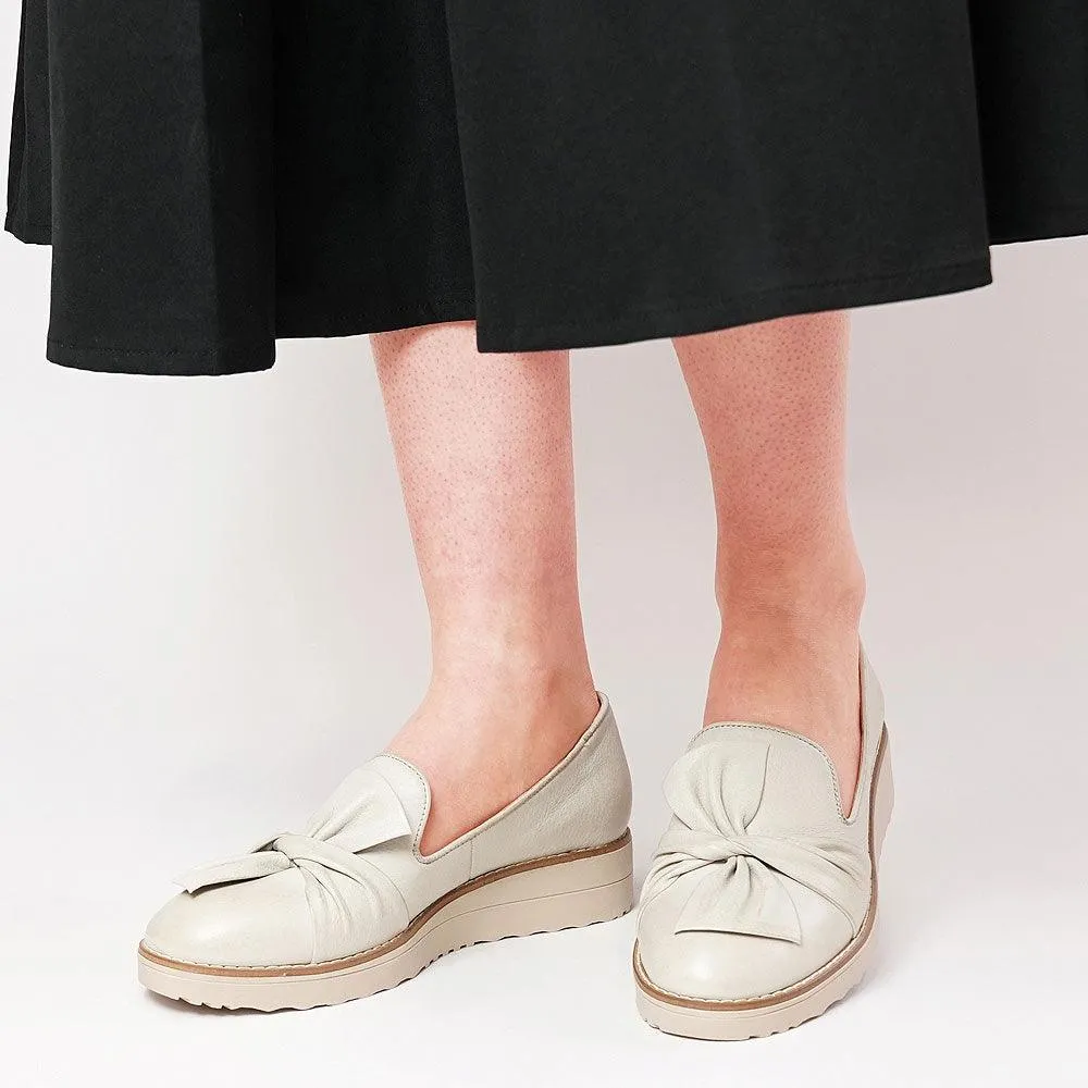 Oclem Almond Leather Loafers